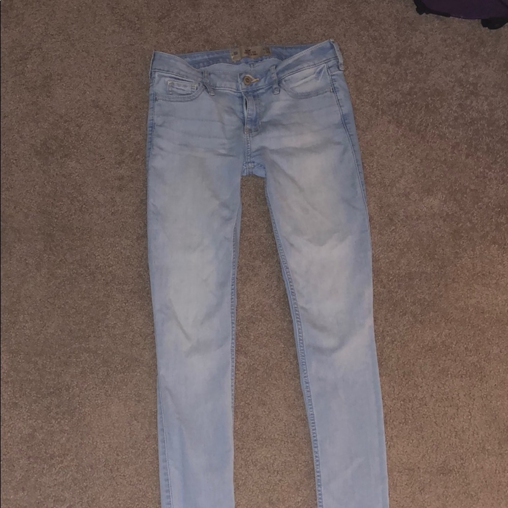 Lightwash skinny jeans!